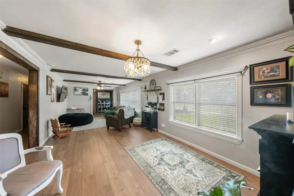 5803 5th Street Danbury, TX 77534