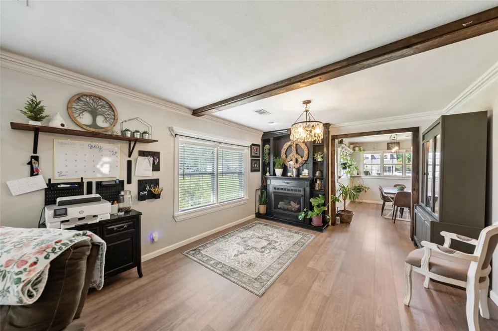 5803 5th Street Danbury, TX 77534