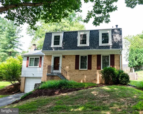15 GROVEPOINT COURT