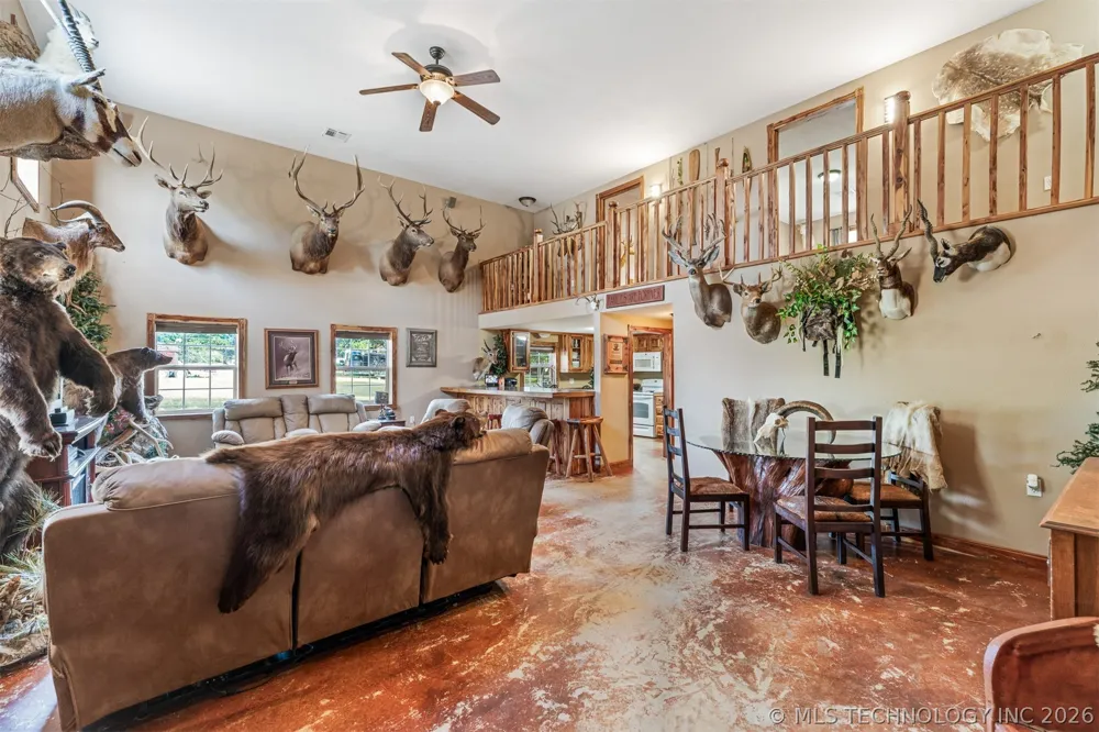 106082 3810 STREET Okemah, OK 74859