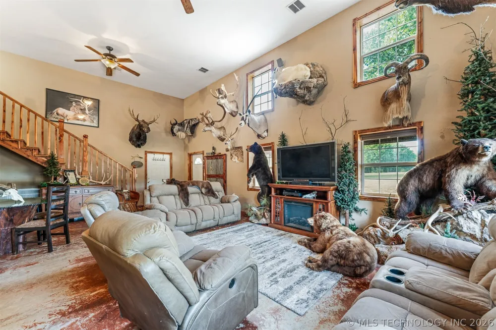 106082 3810 STREET Okemah, OK 74859