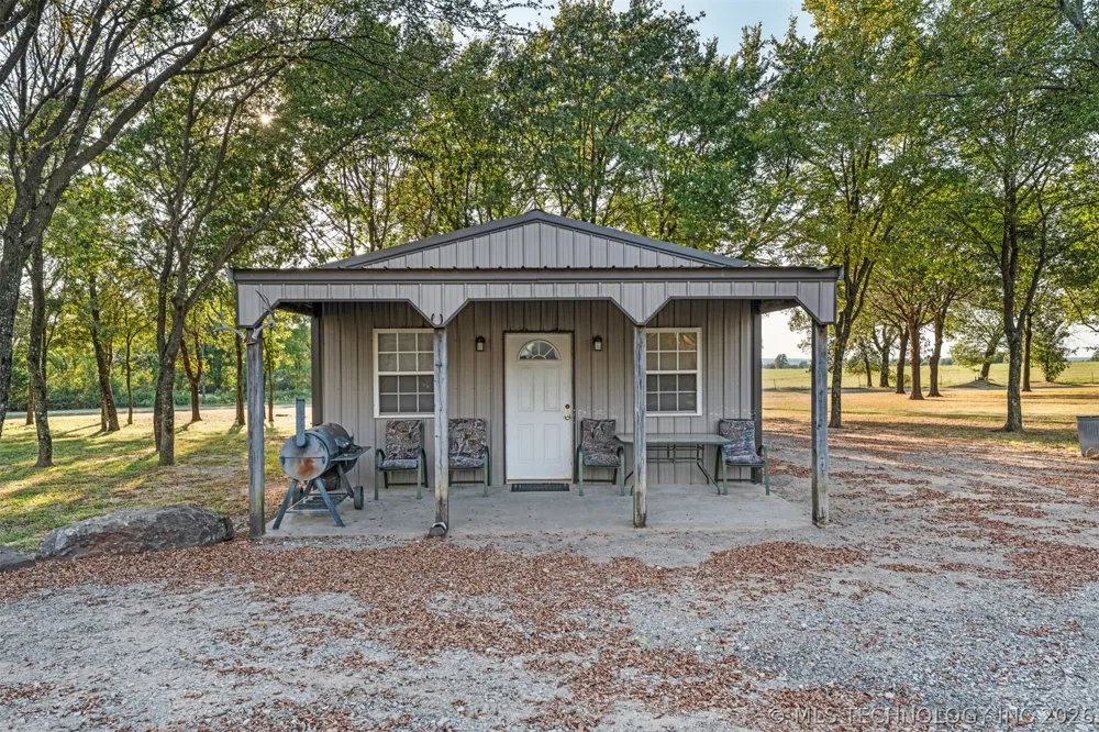 106082 3810 STREET Okemah, OK 74859