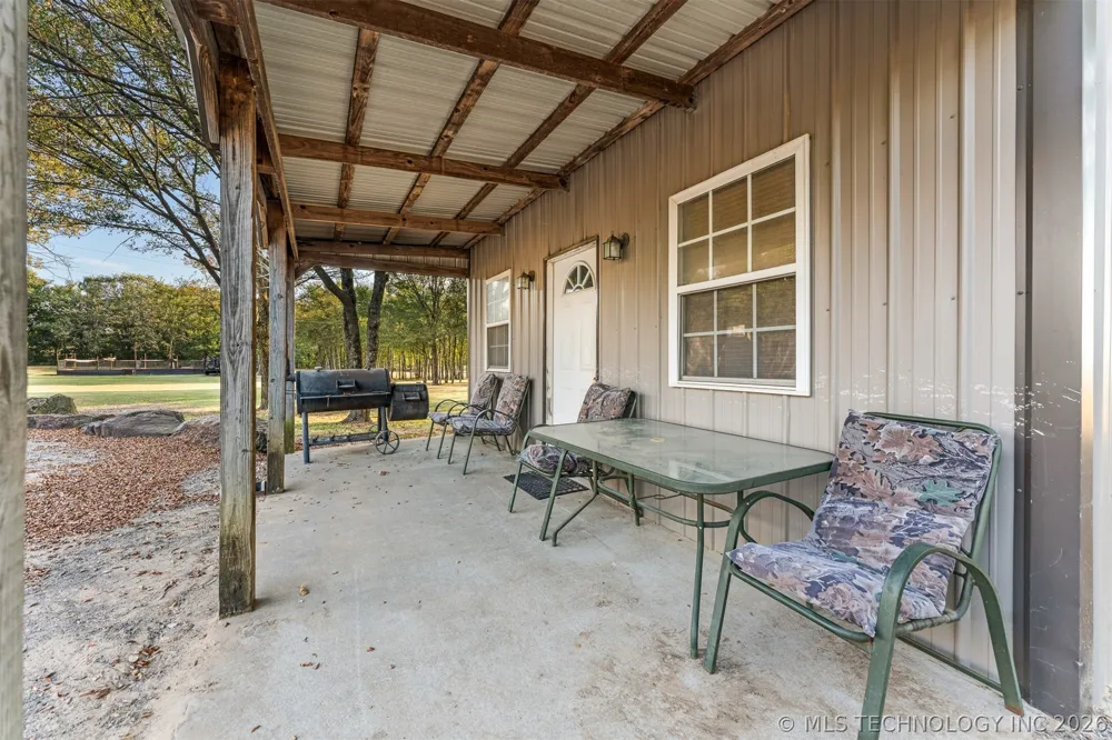 106082 3810 STREET Okemah, OK 74859