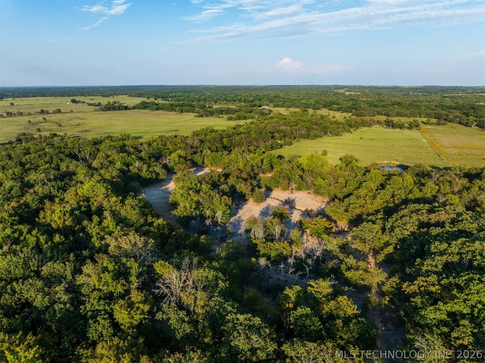106082 3810 STREET Okemah, OK 74859