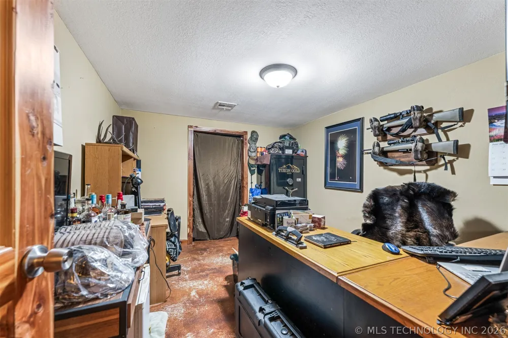 106082 3810 STREET Okemah, OK 74859