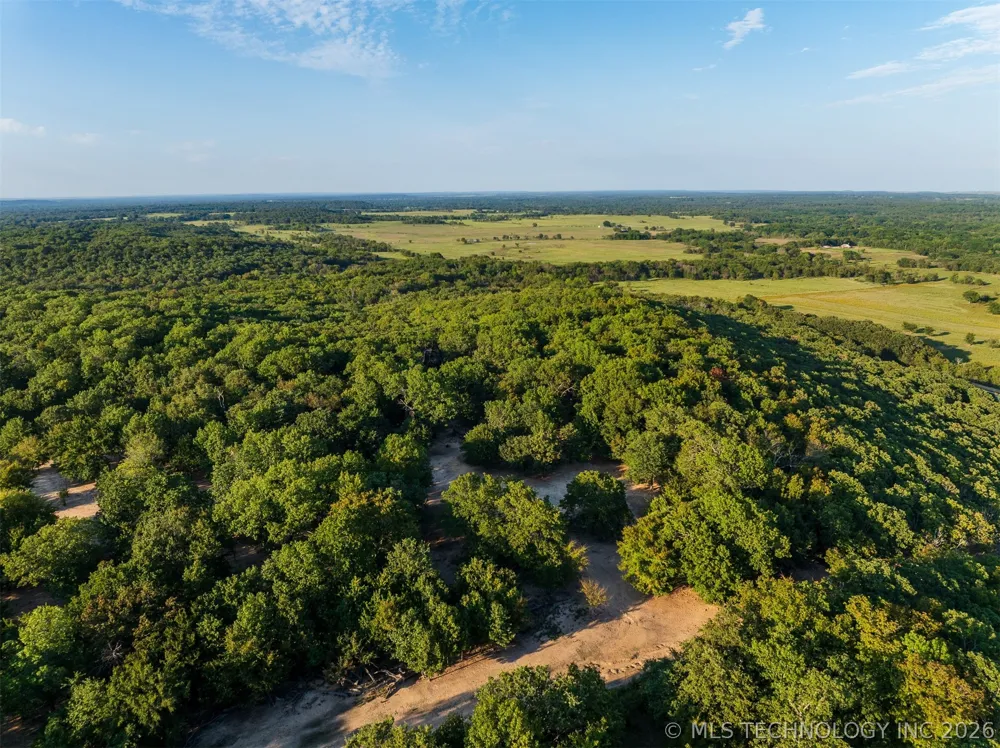 106082 3810 STREET Okemah, OK 74859