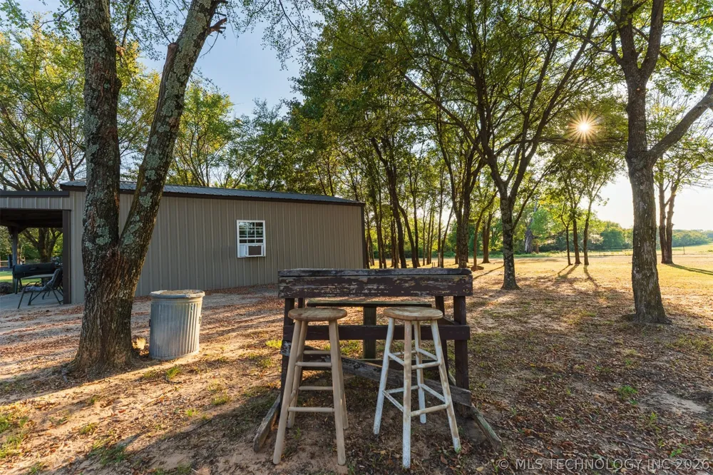 106082 3810 STREET Okemah, OK 74859