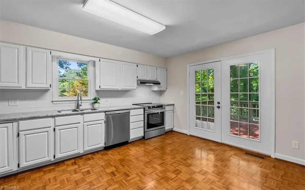 1 Brownstone Lane Greensboro, NC 27410