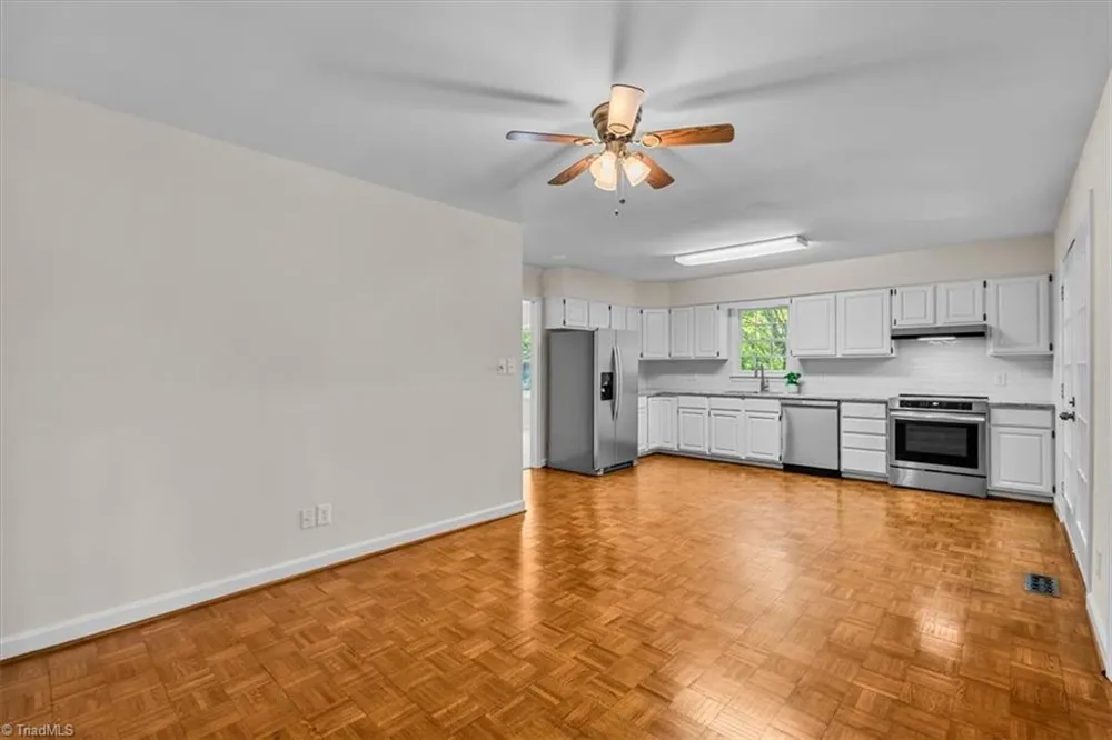 1 Brownstone Lane Greensboro, NC 27410