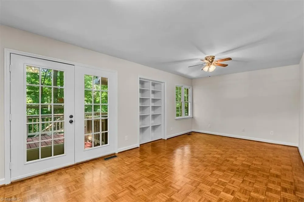 1 Brownstone Lane Greensboro, NC 27410