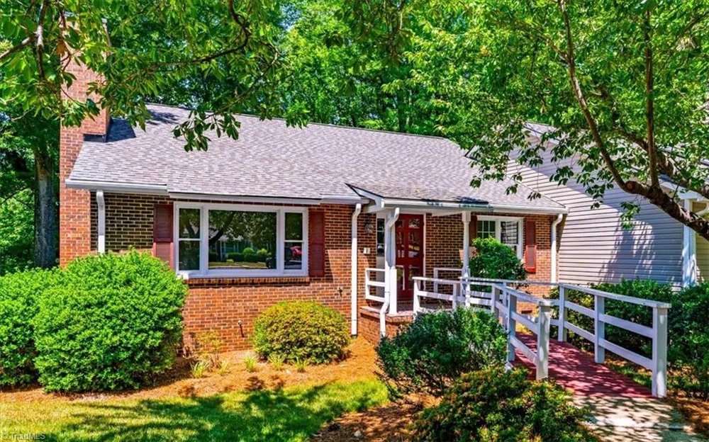 1 Brownstone Lane Greensboro, NC 27410