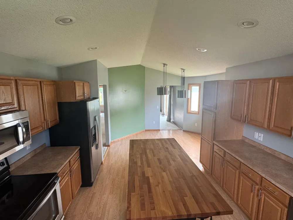 1908 Prairie Avenue SW Faribault, MN 55021