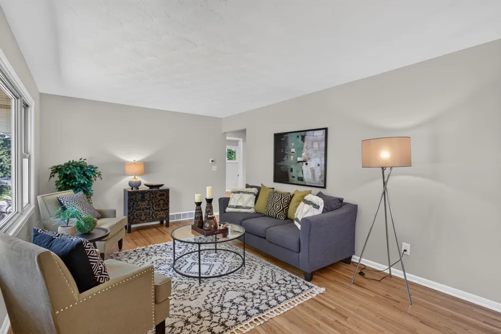 7070 Claude Avenue Inver Grove Heights, MN 55076