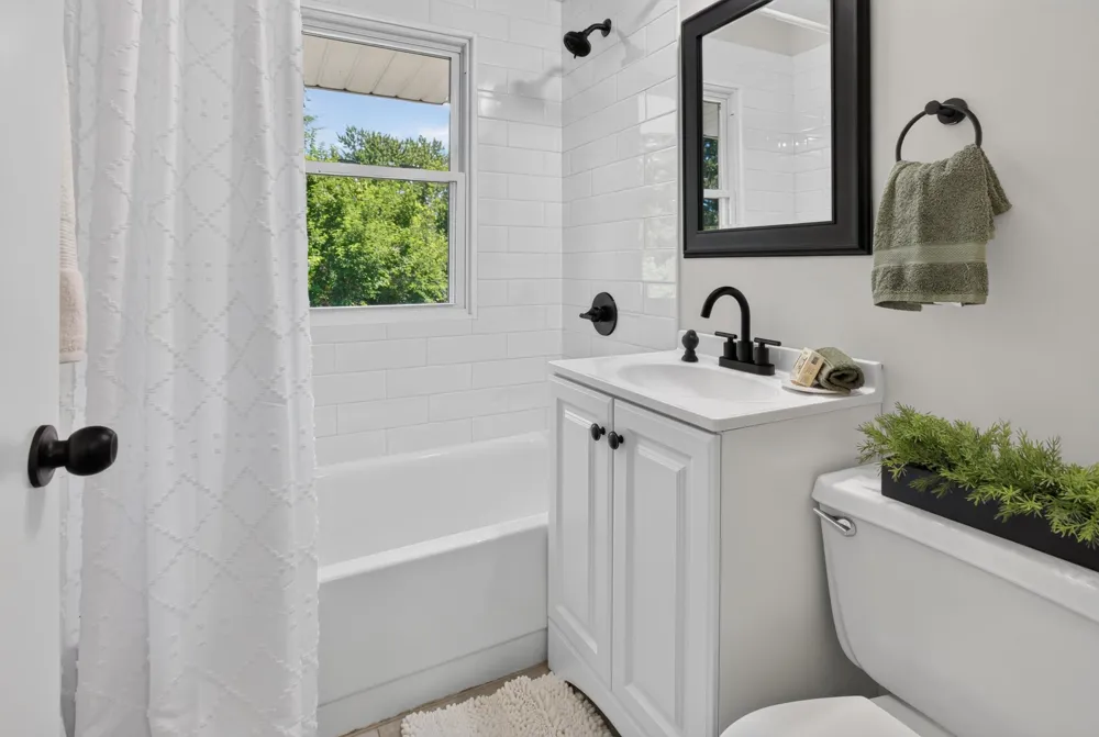 7070 Claude Avenue Inver Grove Heights, MN 55076