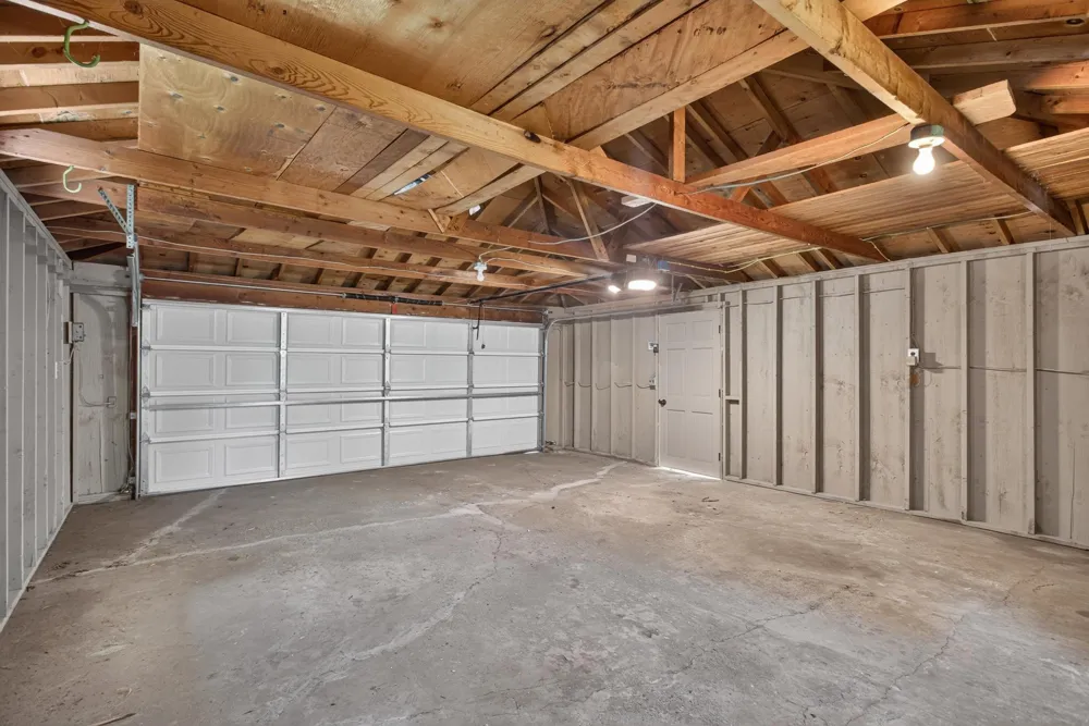 7070 Claude Avenue Inver Grove Heights, MN 55076