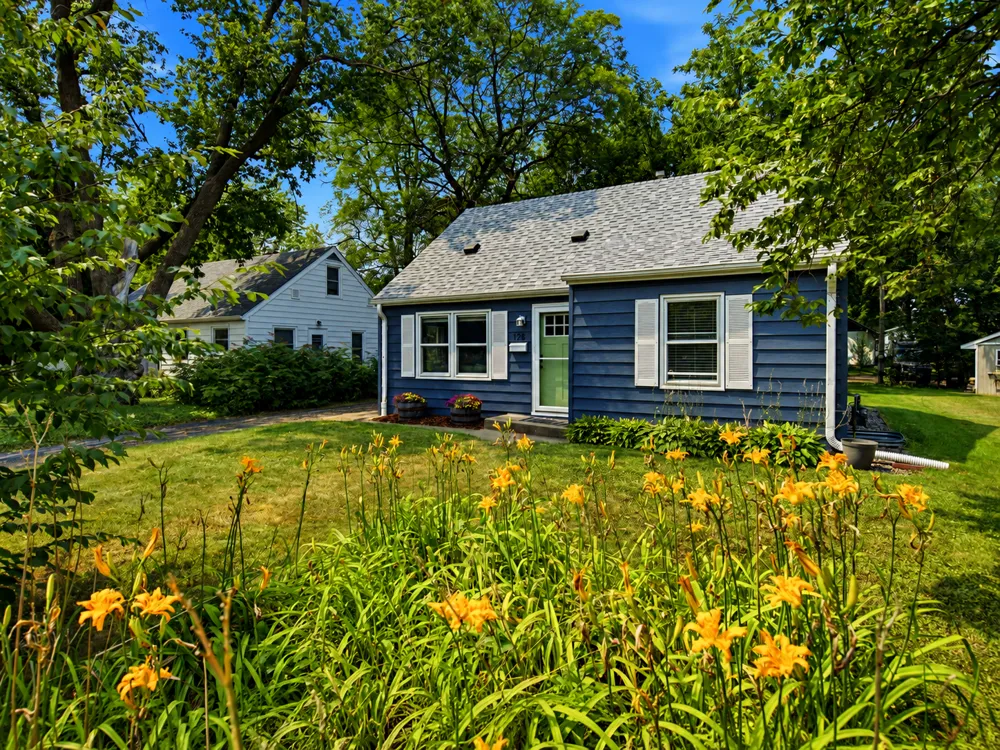 128 18th Avenue Hopkins, MN 55343