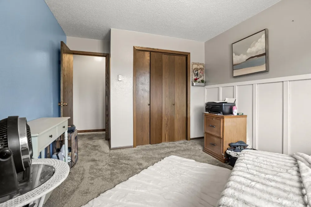2402 18th Street S #2 Fargo, ND 58103
