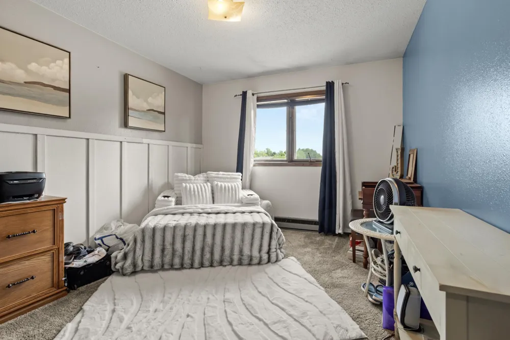 2402 18th Street S #2 Fargo, ND 58103