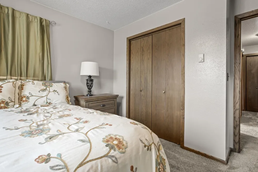 2402 18th Street S #2 Fargo, ND 58103