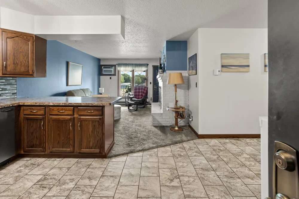 2402 18th Street S #2 Fargo, ND 58103