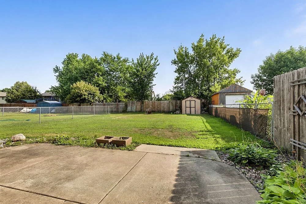 6089 Mill Run Road Monticello, MN 55362