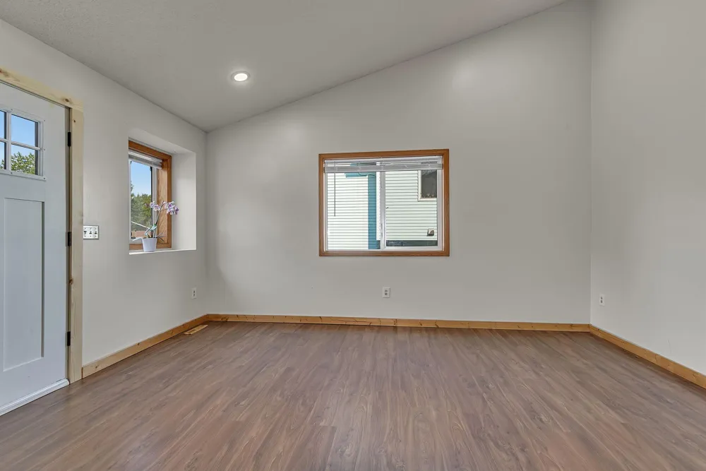 6089 Mill Run Road Monticello, MN 55362