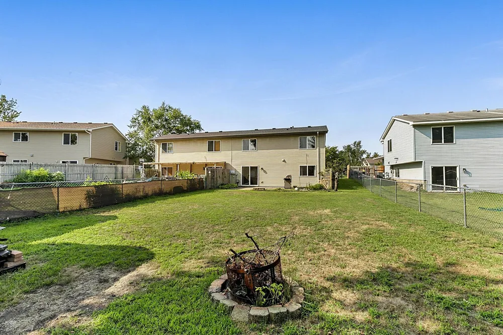 6089 Mill Run Road Monticello, MN 55362