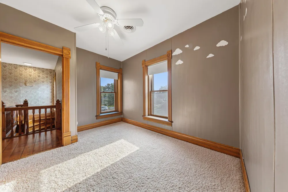 322 Wheeler Avenue North Mankato, MN 56003