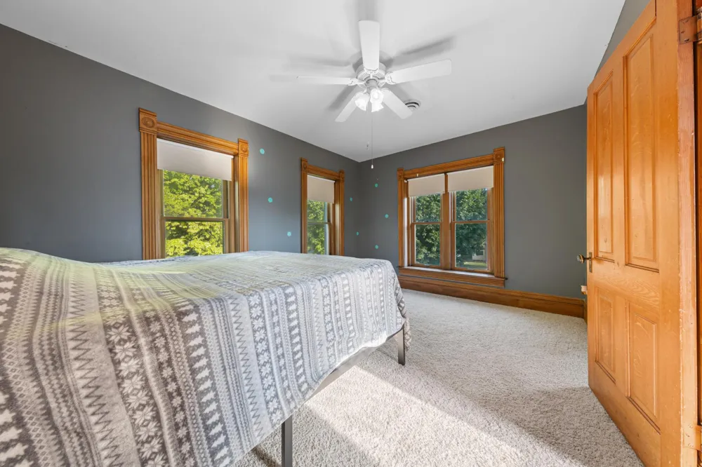 322 Wheeler Avenue North Mankato, MN 56003