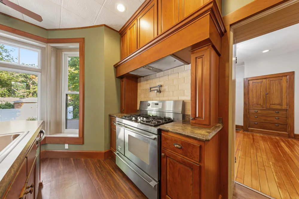 322 Wheeler Avenue North Mankato, MN 56003