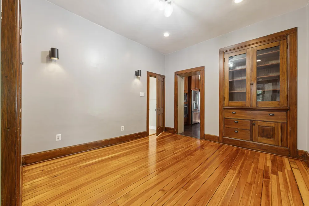322 Wheeler Avenue North Mankato, MN 56003