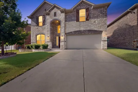 821 Black Hawk Drive