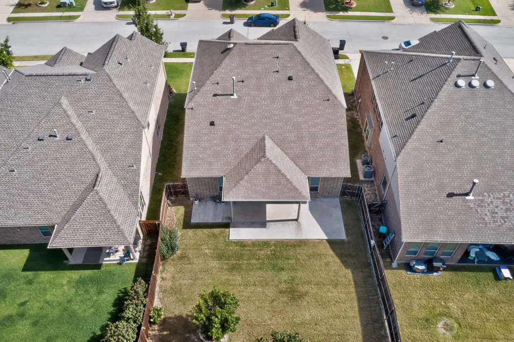 821 Black Hawk Drive Princeton, TX 75407