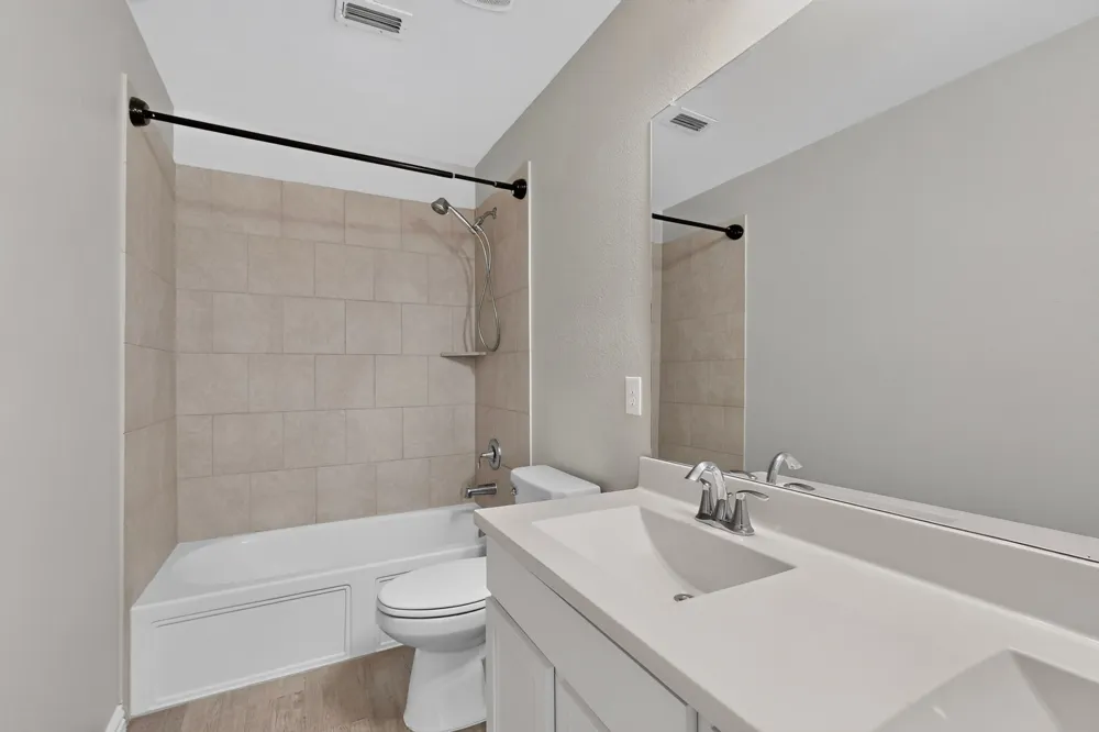 821 Black Hawk Drive Princeton, TX 75407