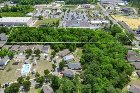 150 Marquis - LEASE Way