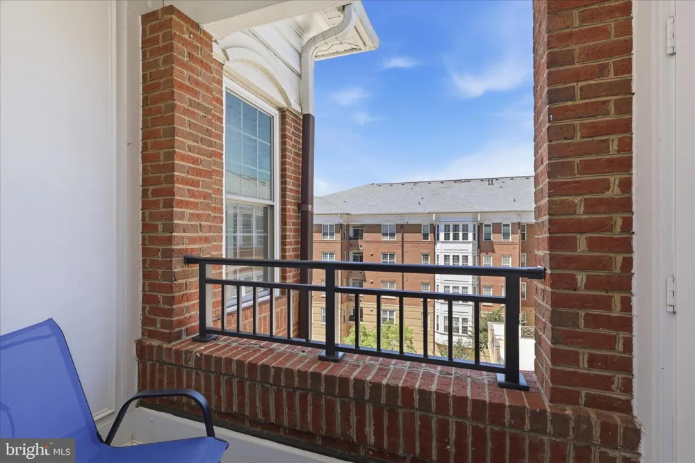 10328 SAGER AVENUE #403 Fairfax, VA 22030