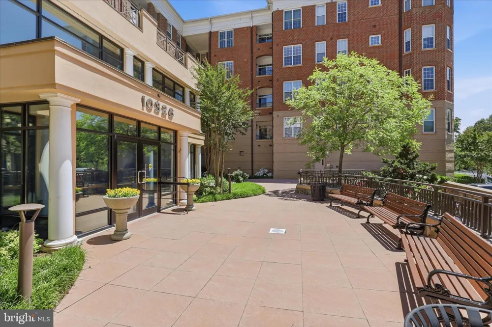 10328 SAGER AVENUE #403 Fairfax, VA 22030