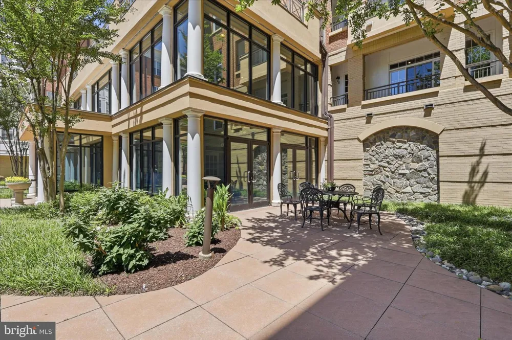 10328 SAGER AVENUE #403 Fairfax, VA 22030