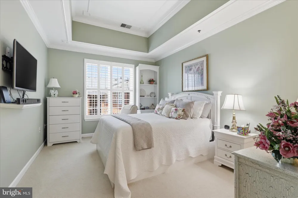 10328 SAGER AVENUE #403 Fairfax, VA 22030