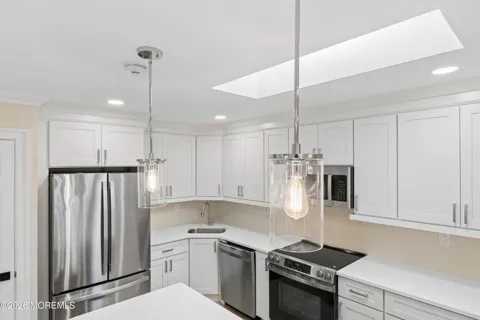 3 Surrey Court #A