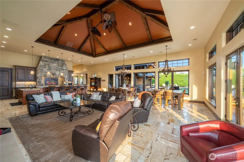 17 & 21 Moonlight Bay Lane Manson, WA 98831