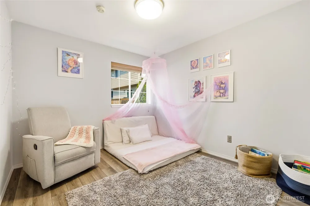9825 18th Avenue W #B1 Everett, WA 98204