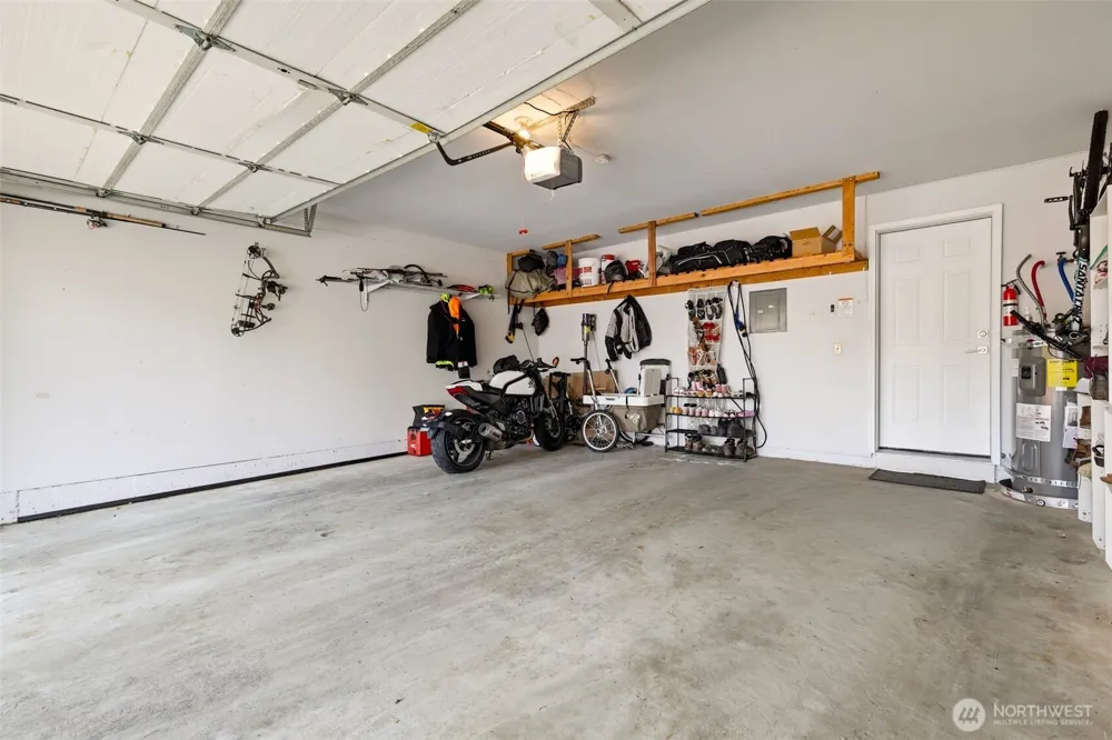 9825 18th Avenue W #B1 Everett, WA 98204