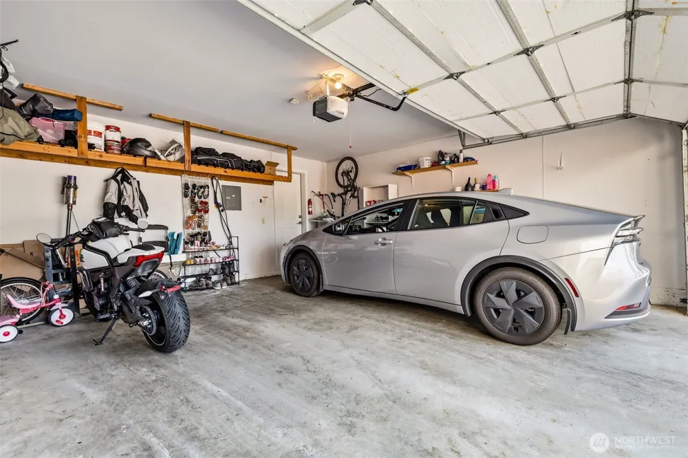 9825 18th Avenue W #B1 Everett, WA 98204