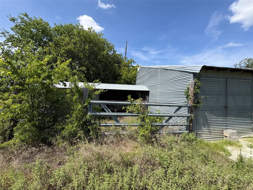 780 Approx Sixth Street Hico, TX 76457