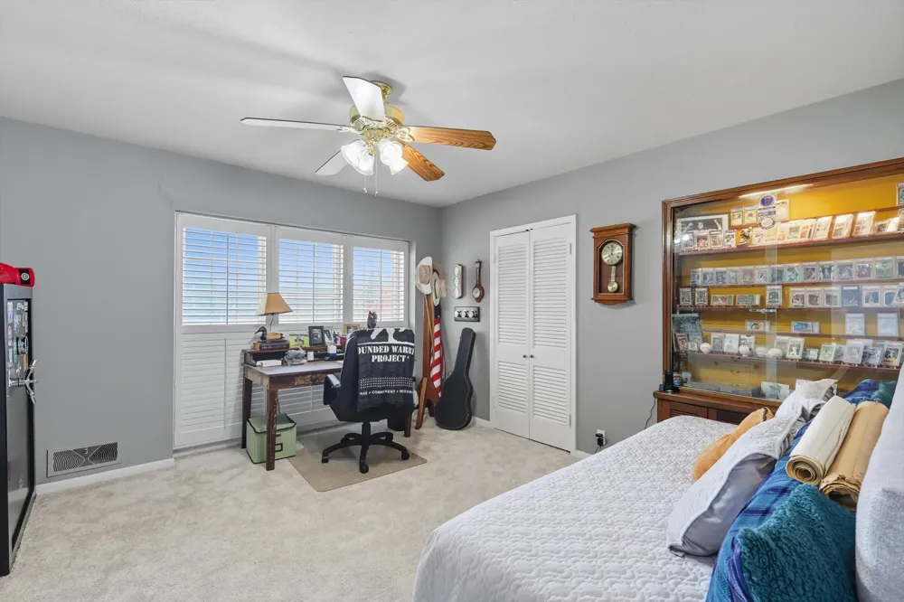 300 E Main Street Whitesboro, TX 76273
