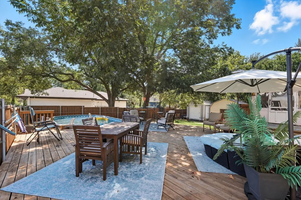 300 E Main Street Whitesboro, TX 76273