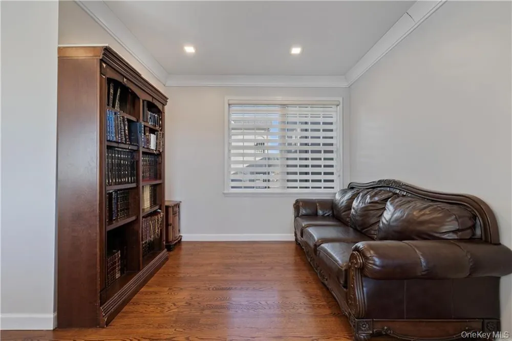 3307 Parkview Drive Spring Valley, NY 10977