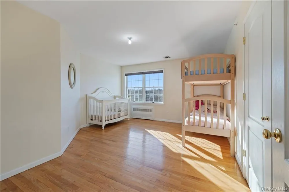 3307 Parkview Drive Spring Valley, NY 10977