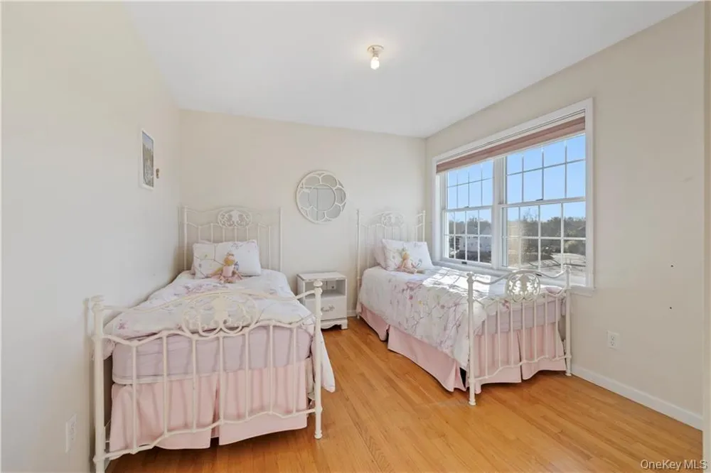3307 Parkview Drive Spring Valley, NY 10977